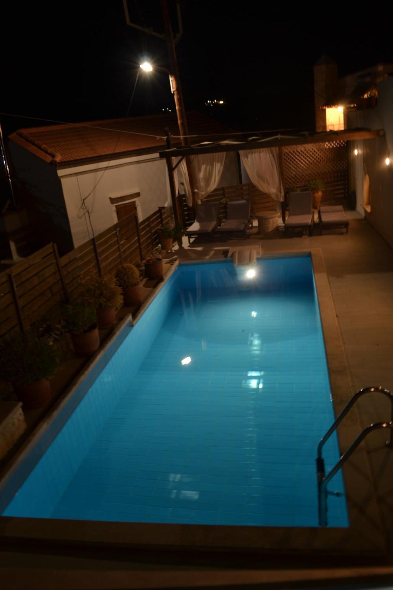 Eco Cottage Vedere With Pool Vederoi 外观 照片