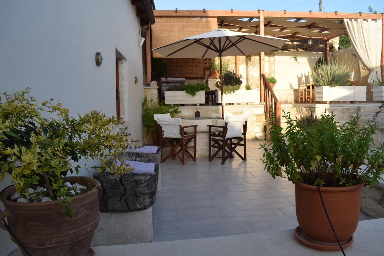 Eco Cottage Vedere With Pool Vederoi 外观 照片
