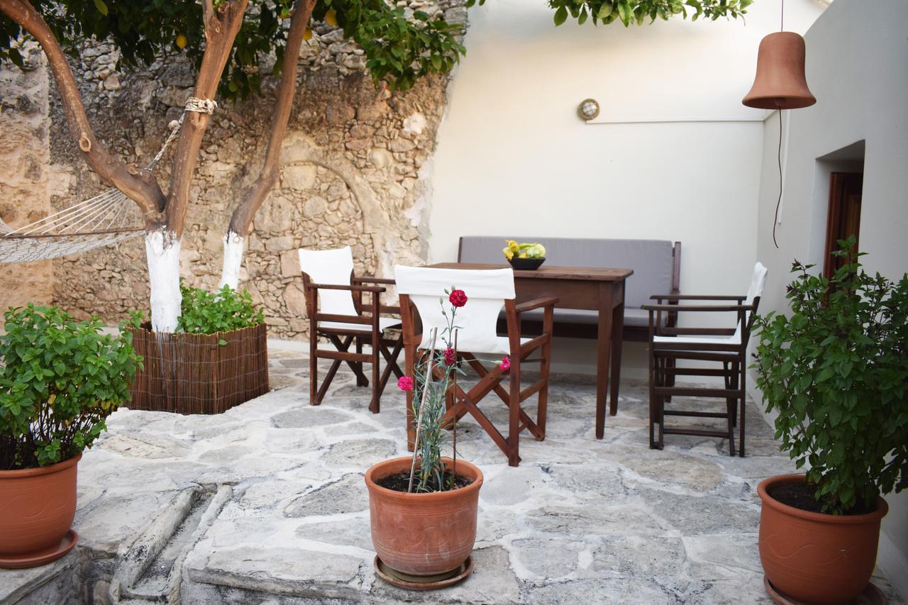 Eco Cottage Vedere With Pool Vederoi 外观 照片